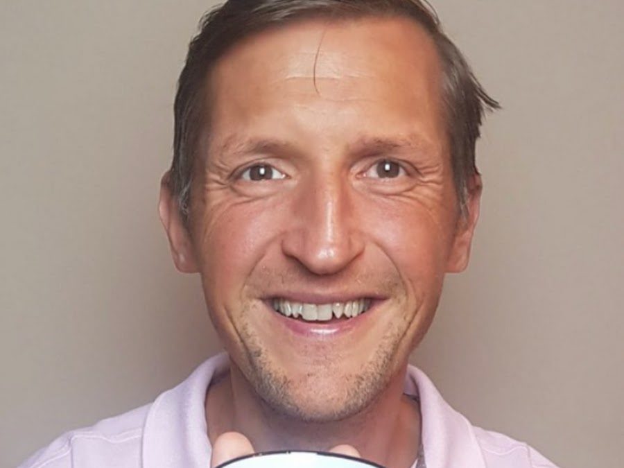 linke Netzwerke greifen Einzelpersonen an — Kai Brenner